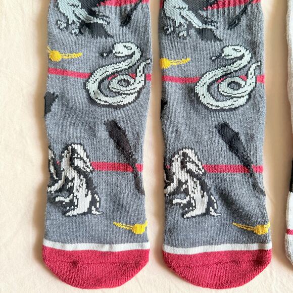 Harry Potter NWOT Two Pairs Socks Gray Black Red House Animal  Golden Snitch - Picture 4 of 10